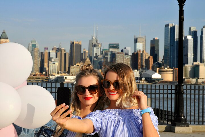 Louis Armstrong and Jazz Private Walking Tour with Concert  - Photo 1 of 7